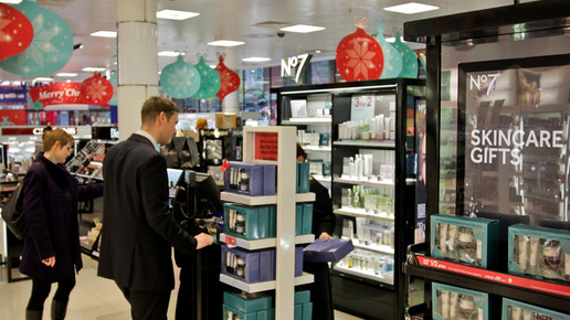 160628 boots no 7 display