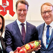 Wüst zu Gast am Apotheker-Stand Kathrin Luboldt, Hendrik Wüst und Thomas Preis