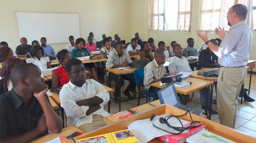 Lutz Heide malawi Pharmaziestudenten privat