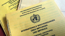 Download: Gefälschte Impfpässe erkennen