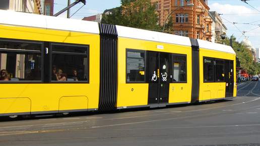 verkehr tram strasse aa