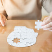Renterin am Puzzle 