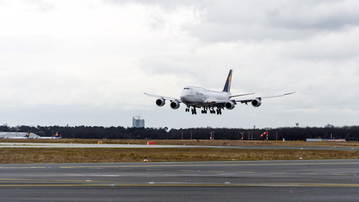 pilot flugzeug landung lufthansa