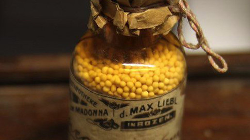 madonna-apo  Ipecacuan madonna-apo