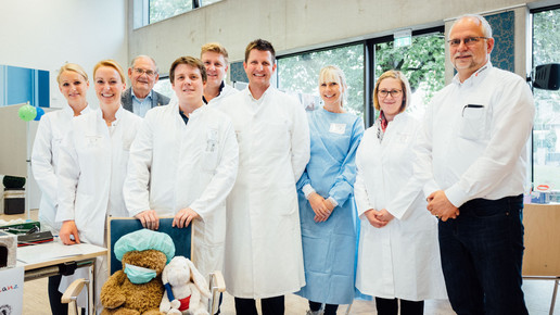 Dom-Apotheke Maltester Paderborn Teddy Ambulanz Team Dom-Apotheke