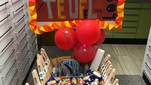 karneval3 Burg Apotheke Altenahr