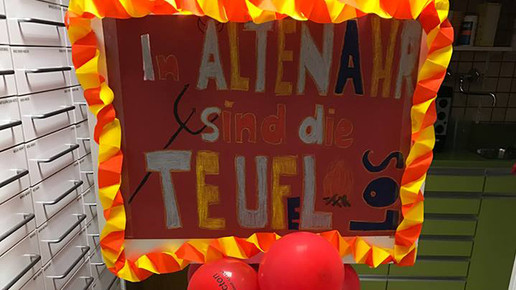 karneval3 Burg Apotheke Altenahr