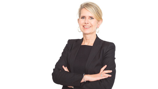 Apothekerin Theresa Holler lächelt. Mehr dazu im Artikel.