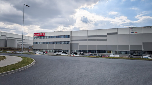 dm-Lager in Tschechien von außen