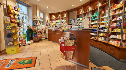 Innen 13 Baer-Apotheke