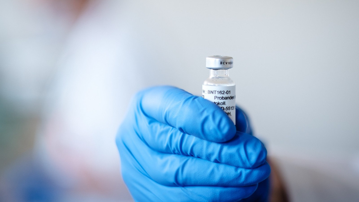 Biontech: Impfstoff schützt wahrscheinlich auch vor Mutation