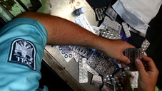 Großrazzia gegen Arzneimittelfälscher