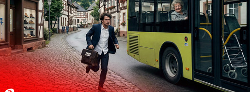 Montage: Ein LAK-Mitarbeitender rennt einem Bus hinterher.