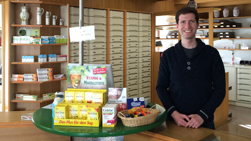 Nyguesi 7 Kronen-Apotheke