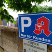 Parkplatz-Schnorrer muss auspacken