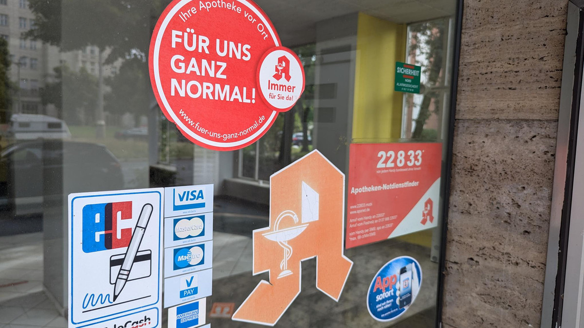 Nur-noch-16-732-Apotheken