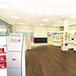 Die Pelikan Apotheke in Duisburg von innen.