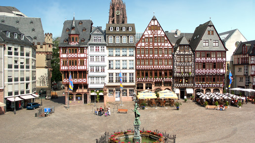 frankfurtm PIA FFM tanja schaefer