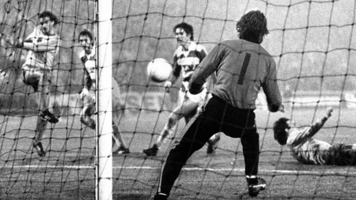 holzer frank fussball2 ursapharm holzer