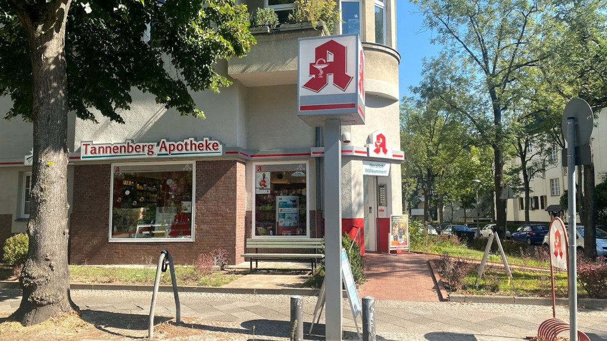 Bote-ausgeraubt-Mit-Drahttrick-8000-Euro-ergaunert