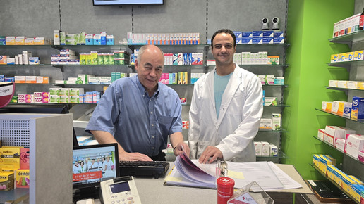 Apotheker Gunter Wagner mit dem ägyptischen Kollegen Samy Shalaby.