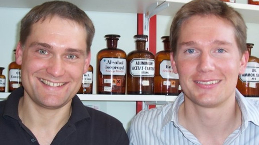 0002-1290182079 9251