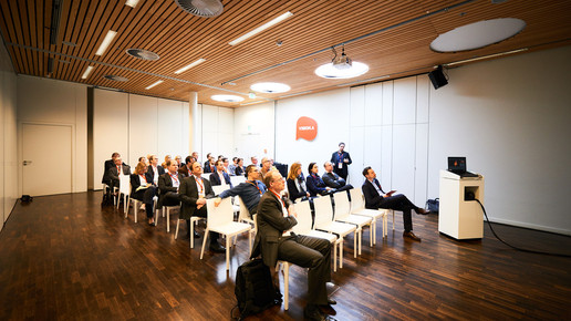 VISION A Harry Weber 35