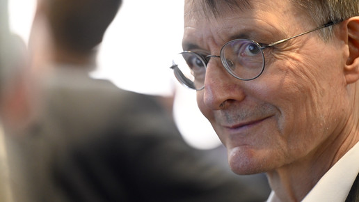 Klinikreform beschlossen – Lauterbach im Glück