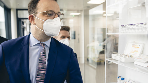 Jens Spahn mit Maske