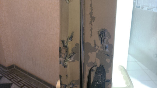 einbruch tuer2 alte apo gohlis