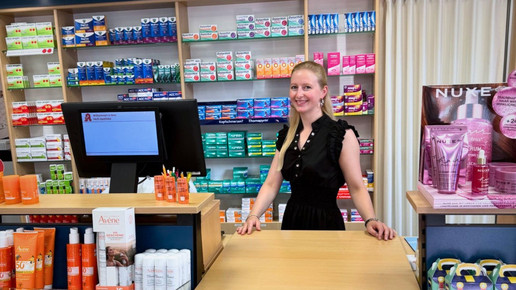 Dr. Lilli Amelung in ihrer Hauptapotheke