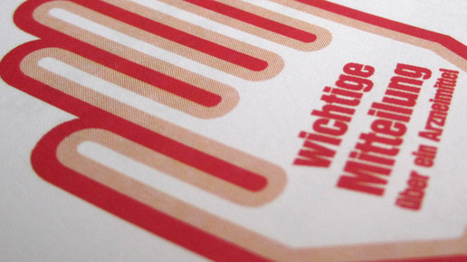 Foto: Rote-Hand-Brief-Logo auf Papier.