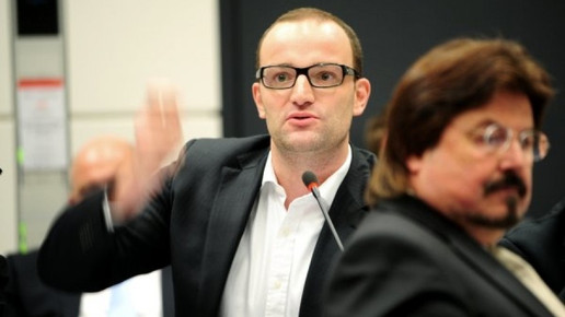 0002-1285781339 8756