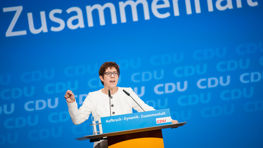 AKK entscheidet Machtprobe für sich