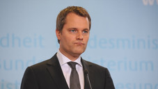 Bahr: „Keine Zweifel an Ehrlichkeit der Apotheker“