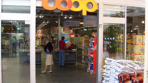 coop-supermarkt-genf-schweiz-aa