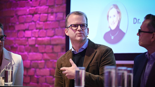 Dr. Lars Ruwisch auf der Bühne