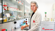 Kassenchef auf Sparflamme