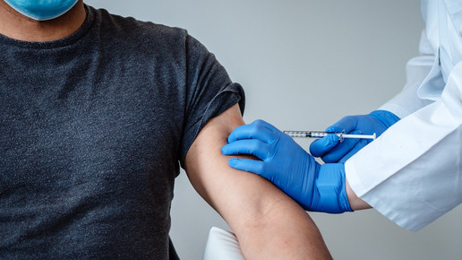 Weitere allergische Reaktionen auf Impfstoff