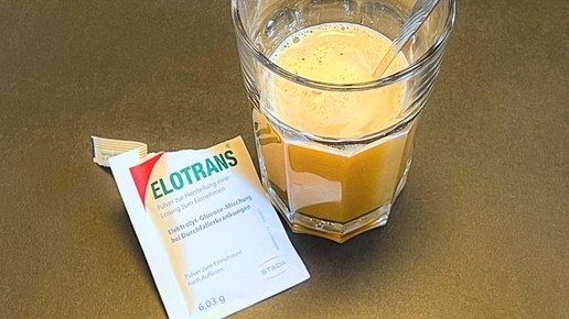 ein Päckchen Elotrans als Getränk angemischt
