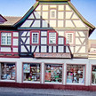 Die Odenwald-Apotheke von außen.
