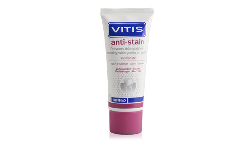 Neu ab 1.9.: VITIS® anti-stain, schützt vor CHX-Verfärbungen. 50 ml für 8,00 € UVP, PZN 19152480, im pharmazeutischen Großhandel und unter www.dentaidshop.de erhältlich.