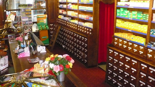 Alte Suidtersche Apotheke Luzern Offizin02 Alte Suidertsche Apotheke