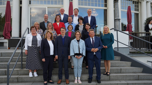 PTA ohne Apotheker: Gegenwind für Lauterbach