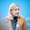 Apothekenreform: Zeitplan völlig ungewiss Nina Warken im BMG