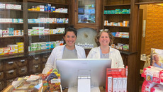 Pächterin Carla Lorena Sosa Moreno und Inhaberin Dr. Jutta Wenger