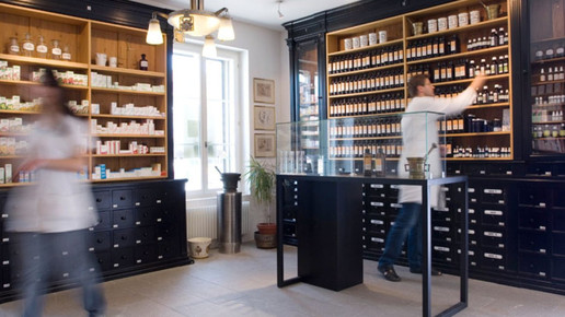 Bahnhof Apotheke Langnau1