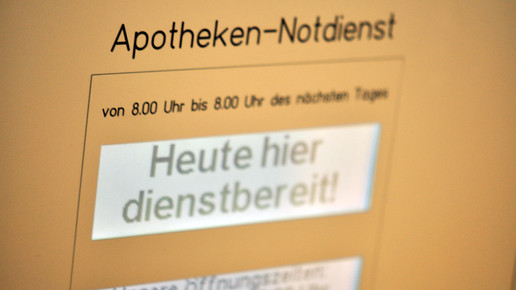 notdienst dienstbereit schild-aa