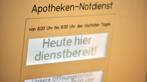 notdienst dienstbereit schild-aa
