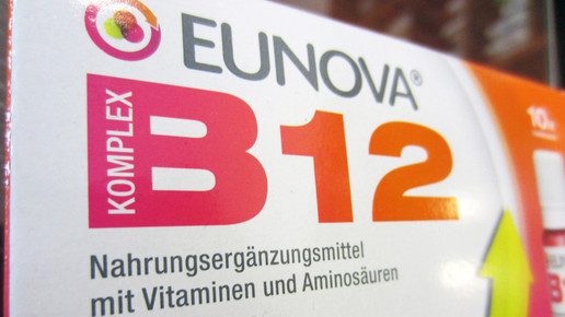 b12 eunova3 aa
